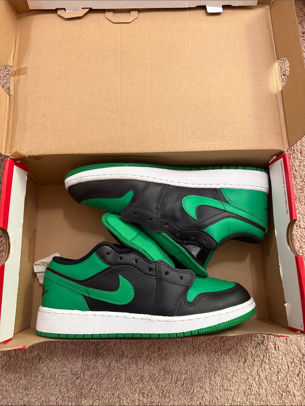 Nike Air Jordan 1 Low - Black & Green
